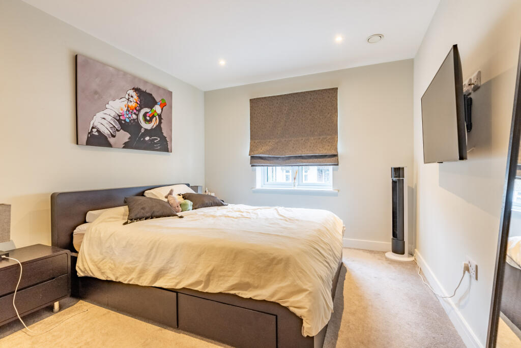 Additional image 6 of Cross Way, Harpenden, Hertfordshire, AL5