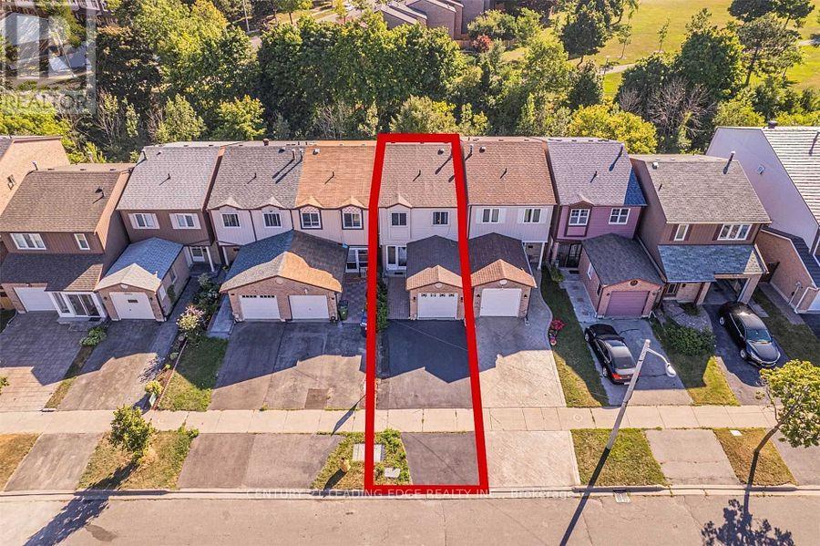 18 TAMBROOK DRIVE|Toronto (L'Amoreaux), Ontario M1W3L9