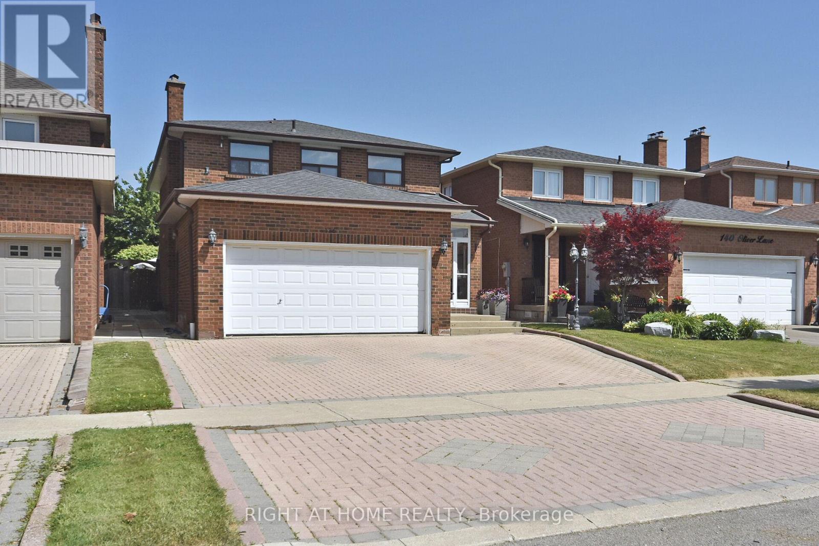 136 OLIVER LANE|Vaughan (Maple), Ontario L6A1B1