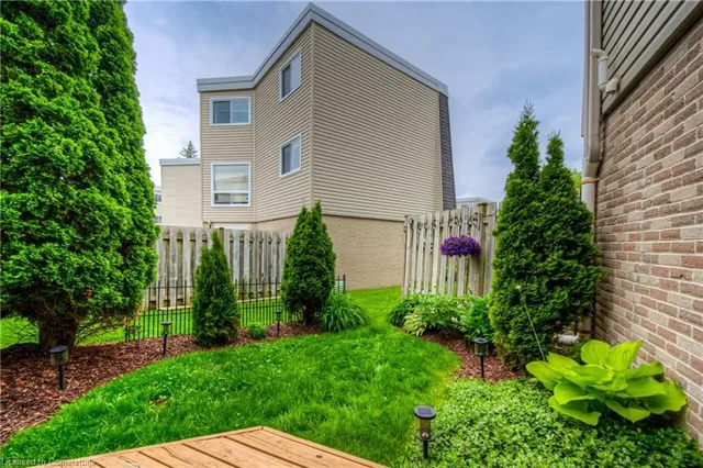 Additional image 41 of 60 Elmsdale Dr Unit 30