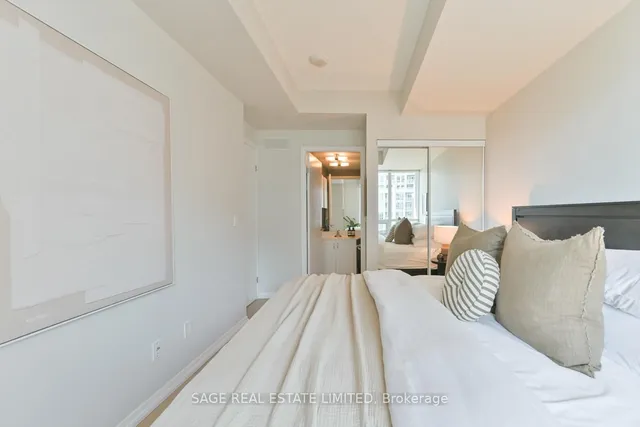 Additional image 19 of 215 Fort York Blvd Unit 702
