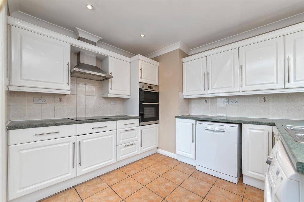 Additional image 8 of Francis Avenue, New Greens, St. Albans