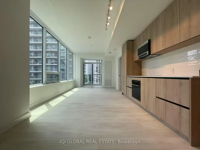 Additional image 7 of 117 Broadway Ave Unit 2204