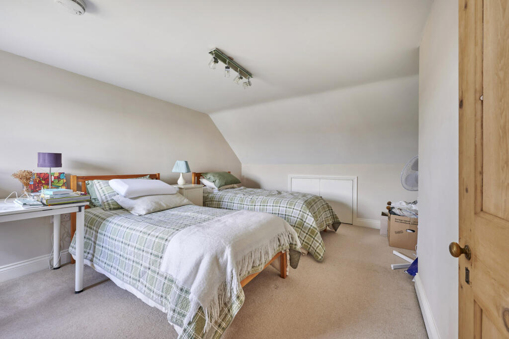 Additional image 8 of Coleswood Road, Harpenden, Hertfordshire, AL5