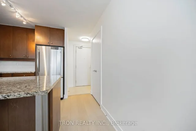 Additional image 6 of 438 King St Unit 1905