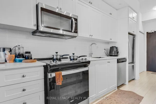 Additional image 9 of 55 Duke St Unit 233