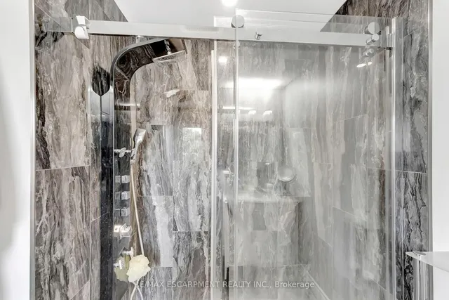 房产图片 20 - 20 Meadowlands Blvd 单元14