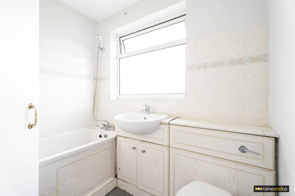 Additional image 11 of Bramble Road, Hatfield