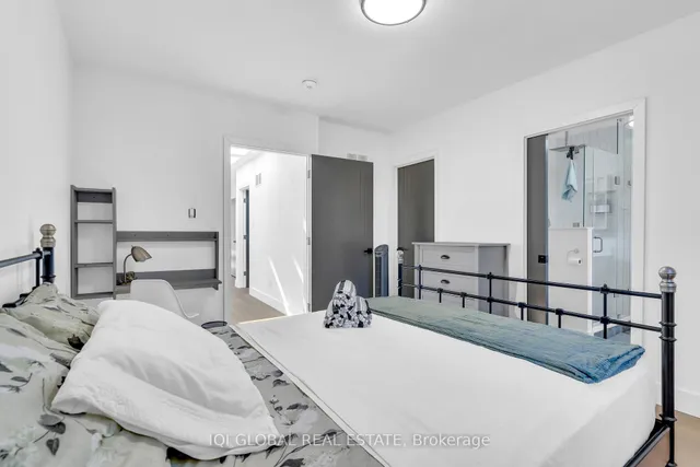 Additional image 24 of 47 Manderley Dr