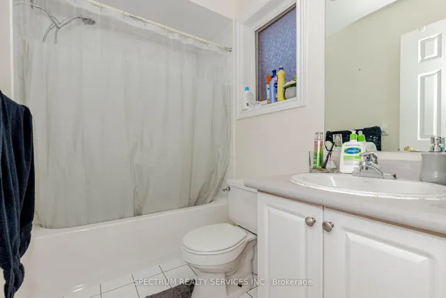 Additional image 18 of 22 Ungava Bay Rd