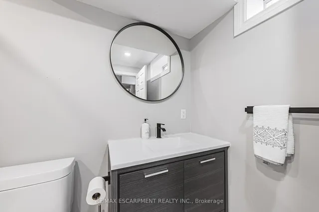 房产图片 35 - 11 MCWATTERS 街