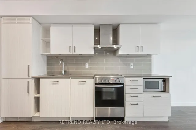 Additional image 10 of 125 Redpath Ave Unit 1004