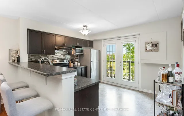 Additional image 20 of 1370 Main St Unit 205