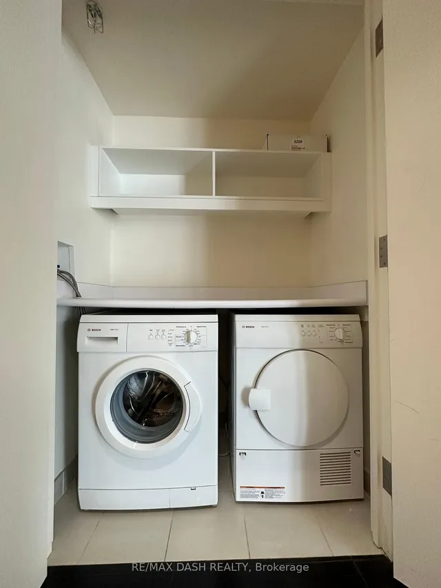 房产图片 4 - 多伦多大学大道180号 3209单元