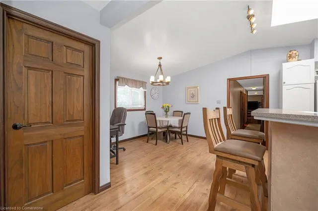 Additional image 9 of 70 Worsley Rd