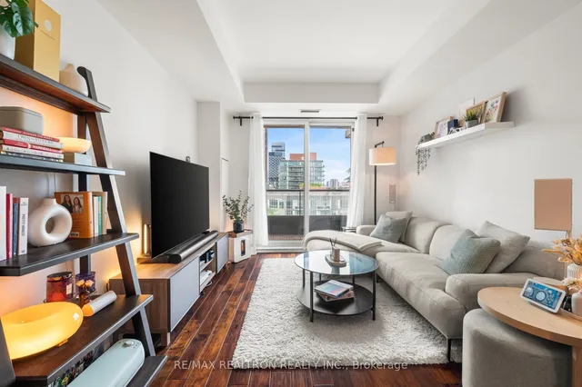 Additional image 4 of 168 King St Unit 1111