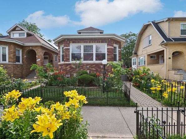 8120 S Luella Ave, Chicago, IL 60617