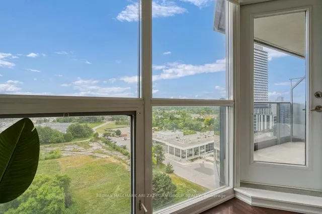 Additional image 28 of 5791 Yonge St Unit 1602