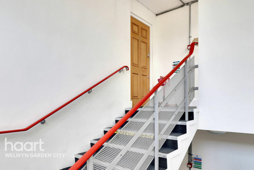 Additional image 14 of Town Centre, Hatfield