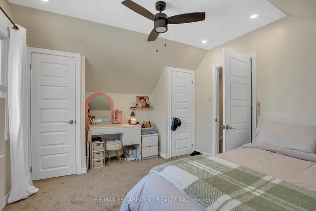 Additional image 18 of 38 Eastvale Pl