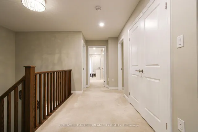 Additional image 21 of 450 Brisdale Dr