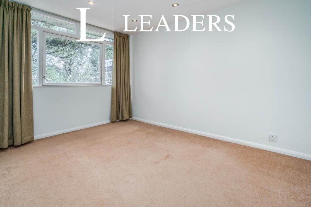 Additional image 7 of Abbots Park