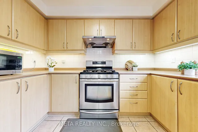 Additional image 5 of 26 Rumi Cres