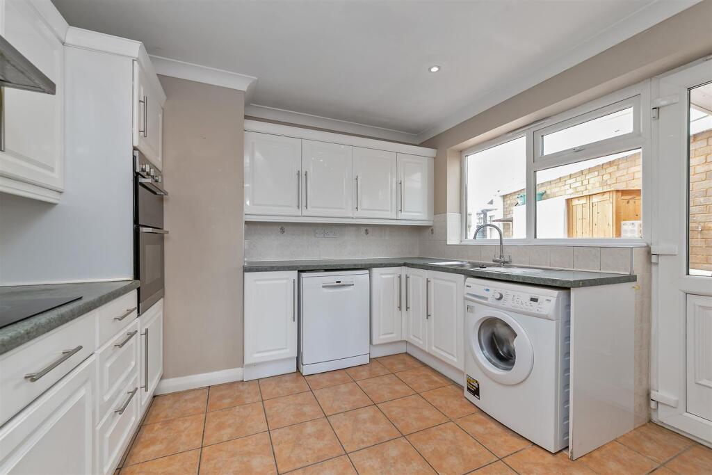 Additional image 9 of Francis Avenue, New Greens, St. Albans