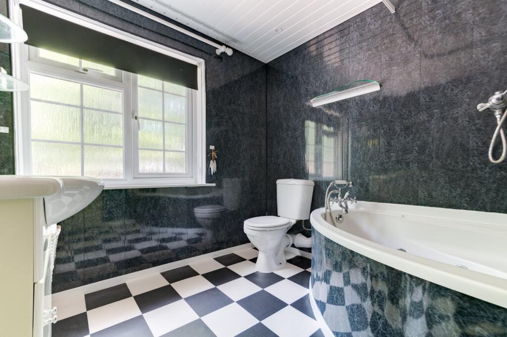 Additional image 10 of Barnsdale Crescent, Birmingham, West Midlands, B31