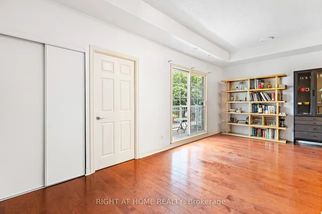 Additional image 9 of 205 Wellesley St Unit 205