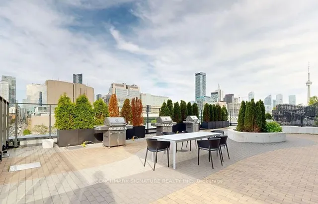 Additional image 36 of 203 College St Unit 2702