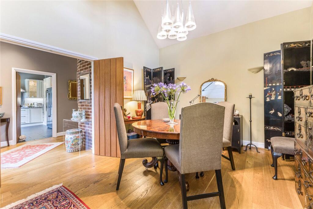 Additional image 8 of Hertford Road, Digswell, Welwyn, Hertfordshire, AL6