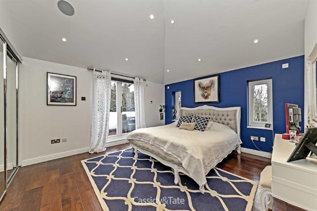 Additional image 13 of Linden Crescent, St. Albans