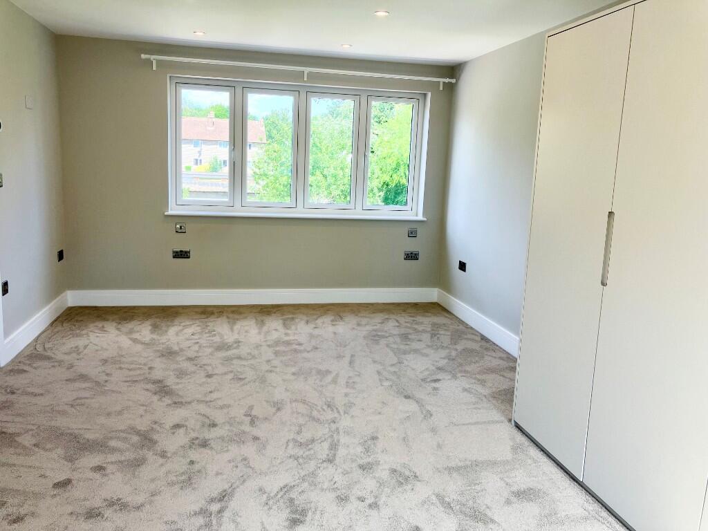 Additional image 10 of Batchwood Drive, St. Albans, Hertfordshire, AL3 5SB