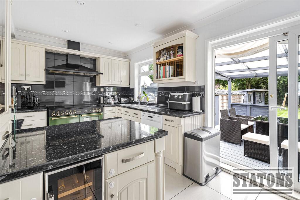 Additional image 8 of Westland Drive, Brookmans Park, Hertfordshire, AL9