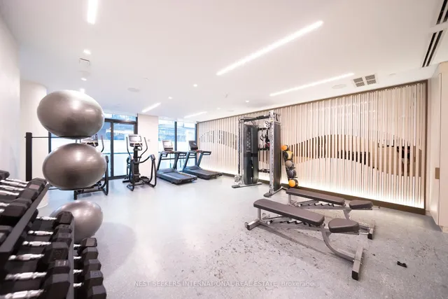 Additional image 41 of 480 Front St Unit PH2