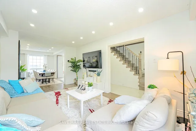 Additional image 7 of 76 Traverston Crt