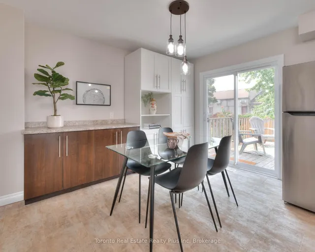 Additional image 11 of 31 Roberts Cres