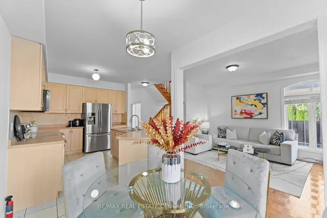 Additional image 16 of 27 Percy Gate