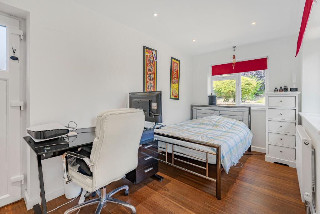 Additional image 6 of Sandpit Lane, St Albans, AL4