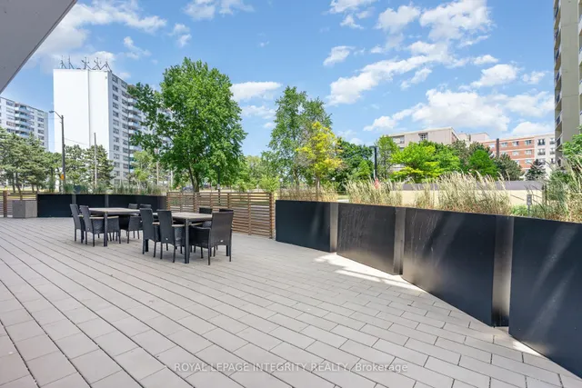 Additional image 31 of 1461 Lawrence Ave Unit 407