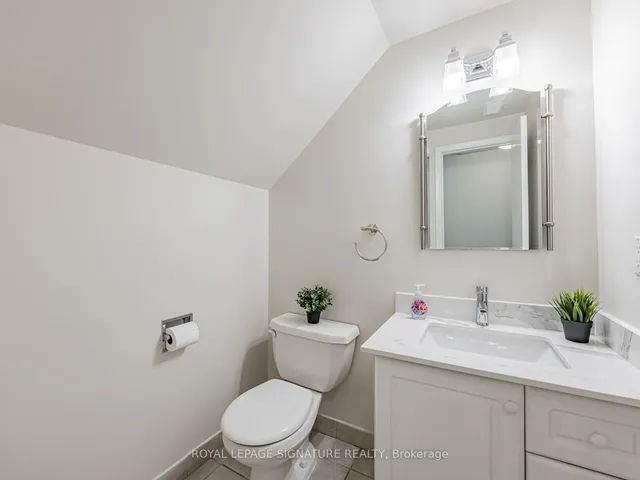 Additional image 22 of 23 Rainier Sq