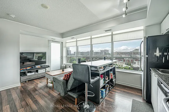 Additional image 8 of 38 Joe Shuster Way Unit 617