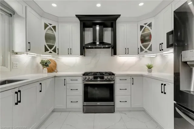 Additional image 14 of 101 Devonglen Dr