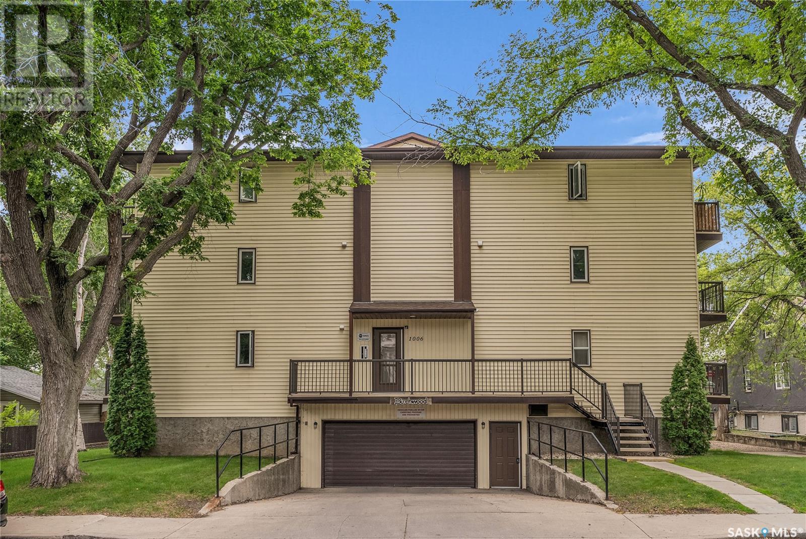 302 1006 9th STREET E|Saskatoon, Saskatchewan S7H0N2