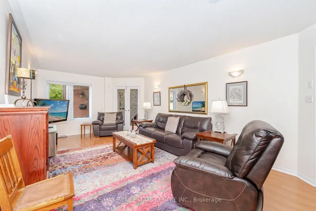 Additional image 9 of 30 Creekwood Dr