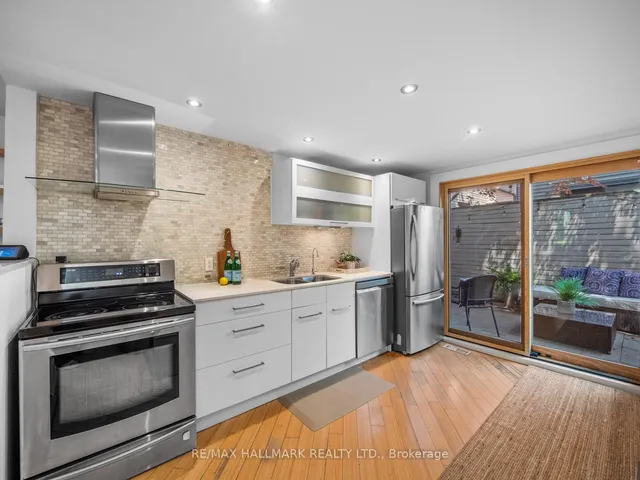 Additional image 10 of 69 De Grassi St