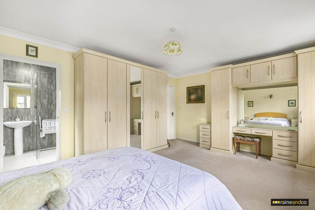 Additional image 8 of Chantry Lane, Hatfield