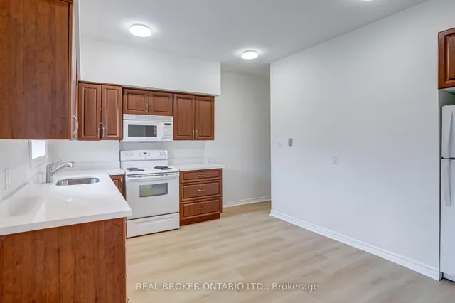 Additional image 9 of 55 Young St