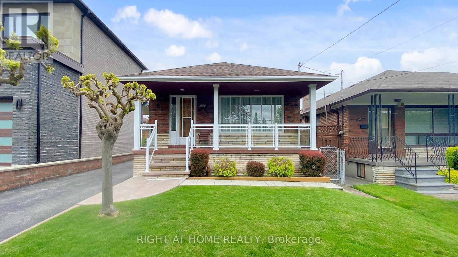 1159 GLENGROVE AVENUE W|Toronto (Yorkdale-Glen Park), Ontario M6B2K5